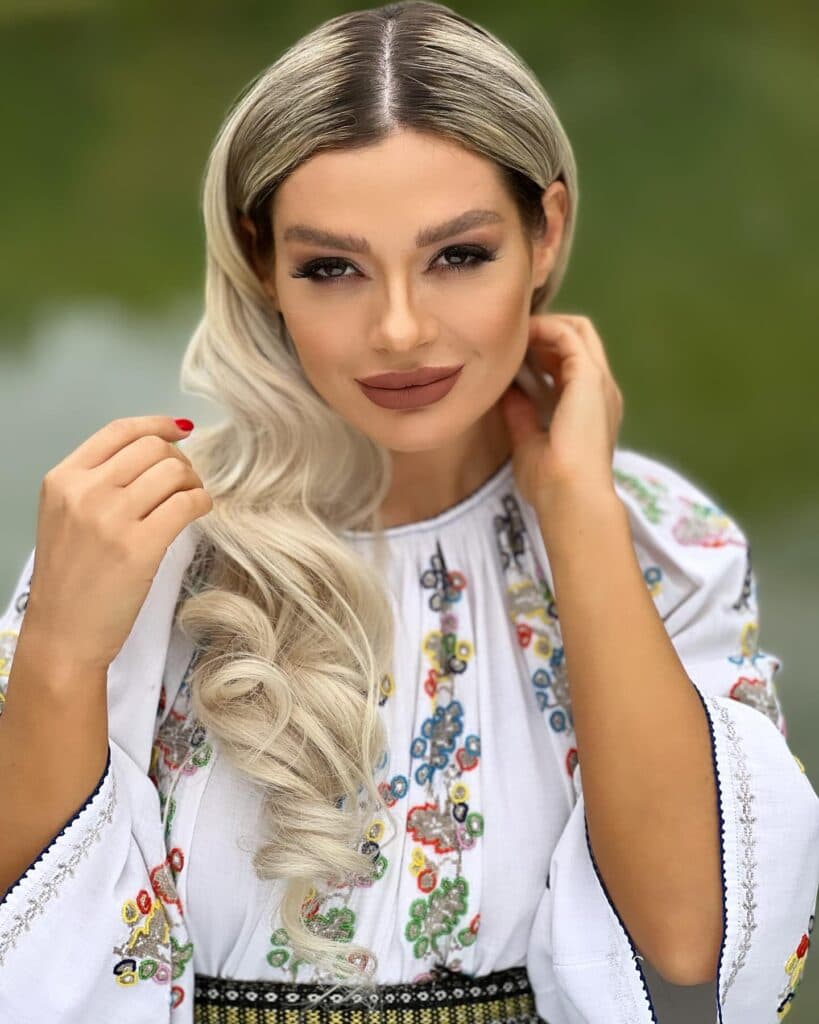 Gabriela Vladu 1